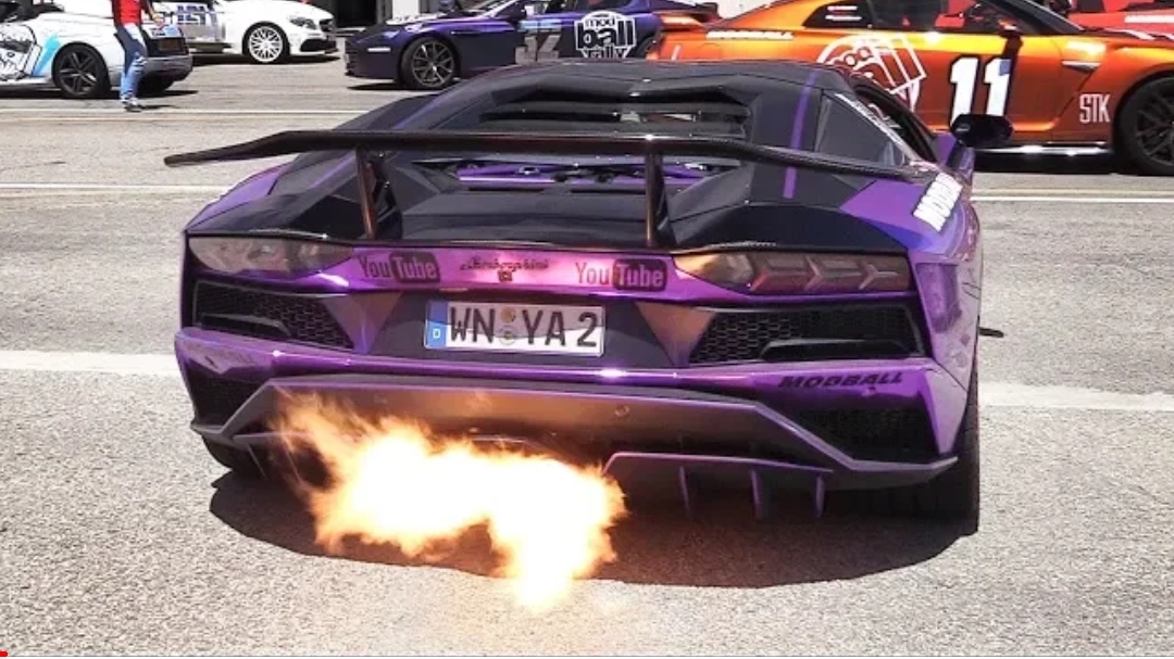 Lamborghini Aventador S w/ Capristo Decat Exhaust: Accelerations, Flames &  LOUD Sound! - Turbo and Stance